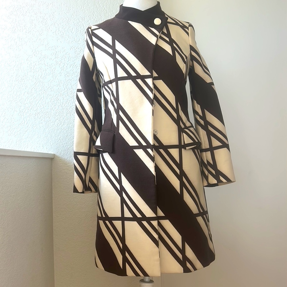 Cream and brown wool coat with buttons